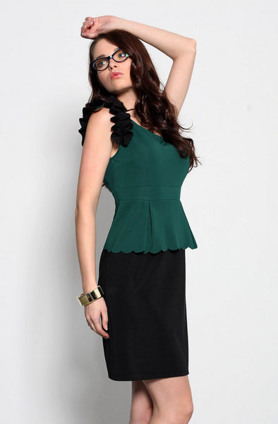 3920-3 Vest dress with decorative frills - green