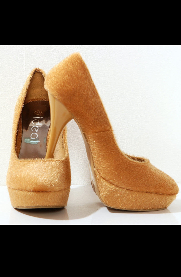 3117-2 High heels and platform with a teddy bear - beige